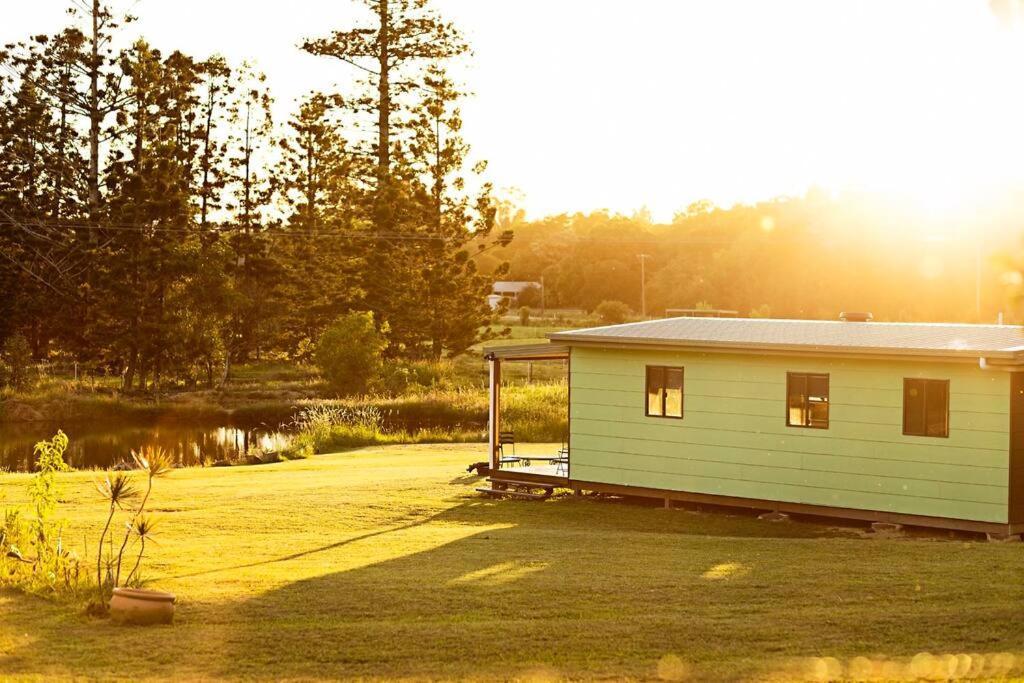 Pinbarren Green Lodges Noosa ภายนอก รูปภาพ